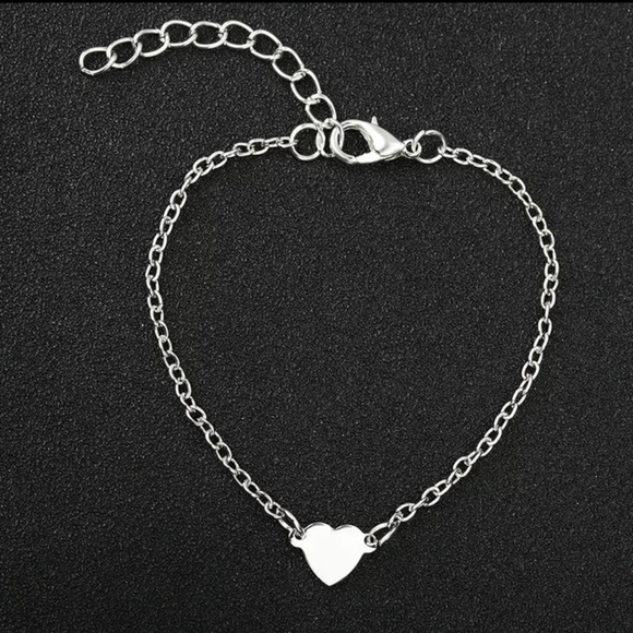 Heart Shaped Link Bracelet - Picture 5 of 5
